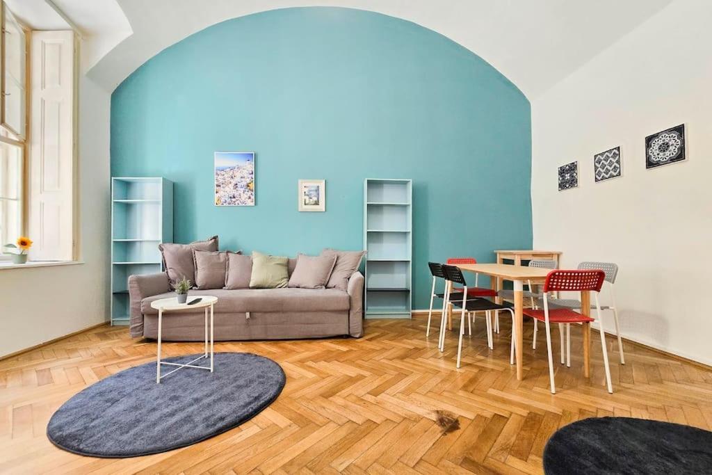 Seventh Sense Apartment Budapest Ngoại thất bức ảnh